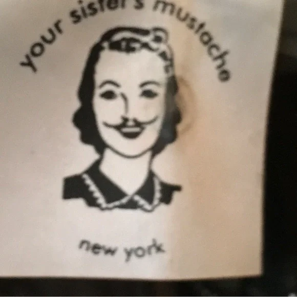 Playboy Red Shoulder Bag - Picture 7 of 7